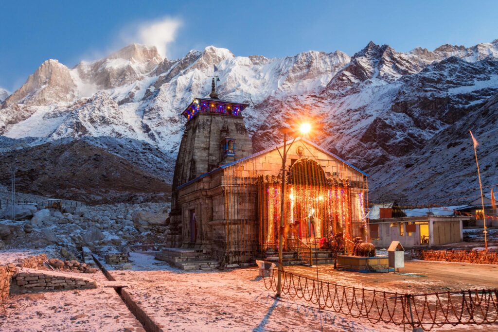 केदारनाथ यात्रा गाइड: ट्रेक, इतिहास और दर्शन महत्व